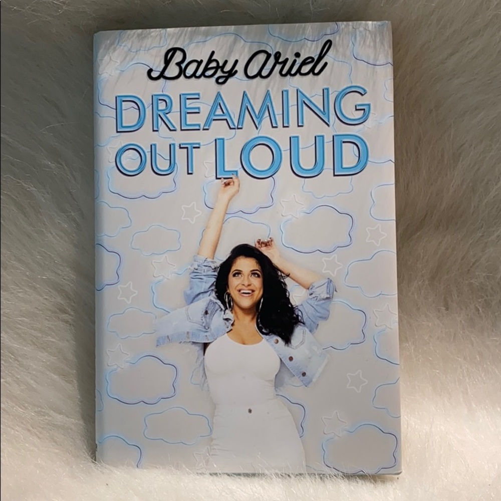 Dreaming Out Loud by BABY ARIEL! 👍🏻📖